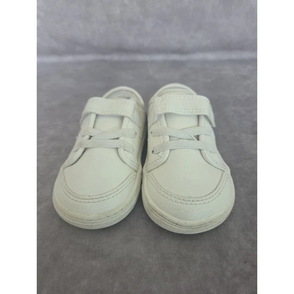 Carters Unisex White Size 5 Toddler Sneakers